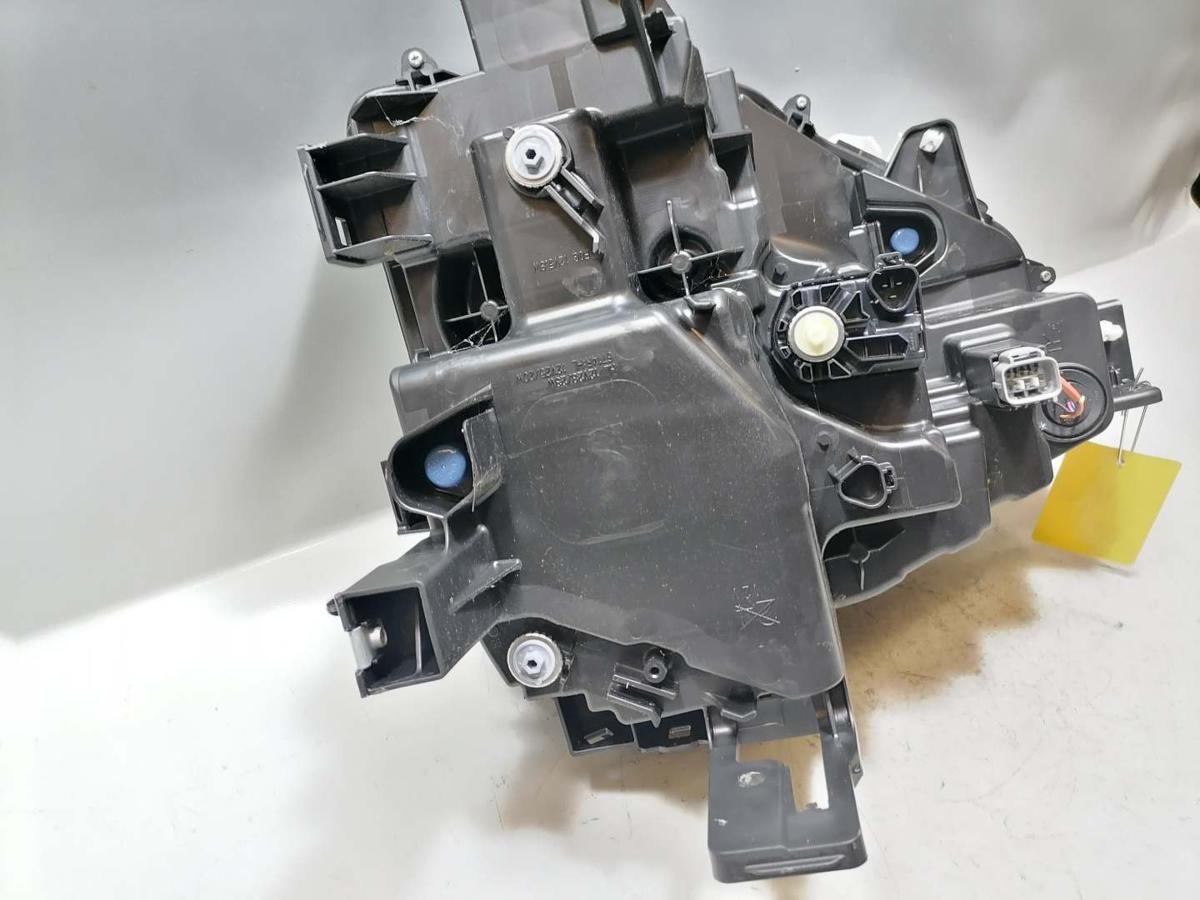 Mitsubishi Eclipse Cross original Scheinwerfer rechts unten LED Facelift Bj.2023